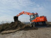 Doosan DX140W