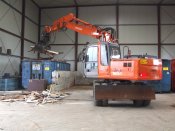 Hitachi ZX160WT