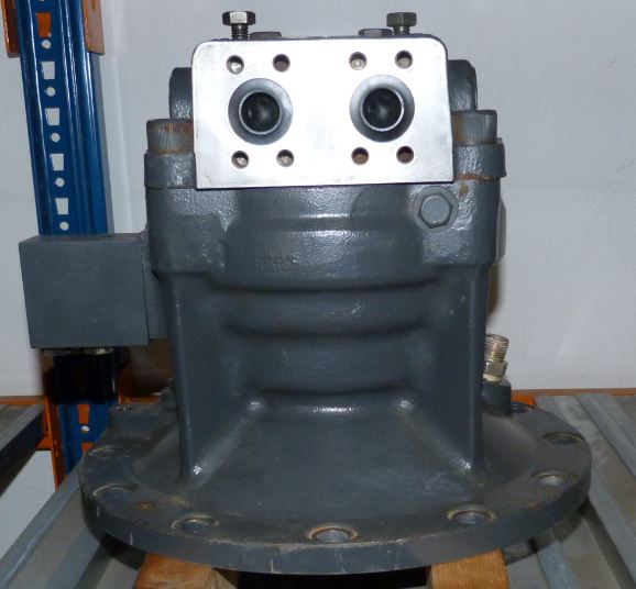 Zwenkmotor Swing Motor Doosan DX255 Levering En Revisie Van Pompen Eindaandrijvingen 